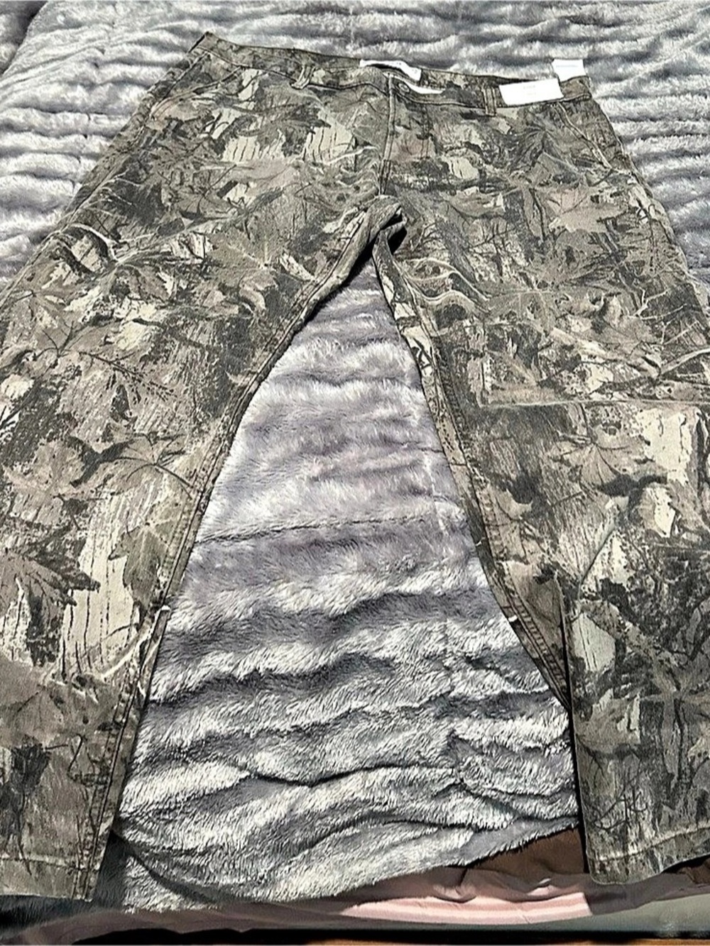 Hollister Loose Stretch light Camo Jeans 36x32